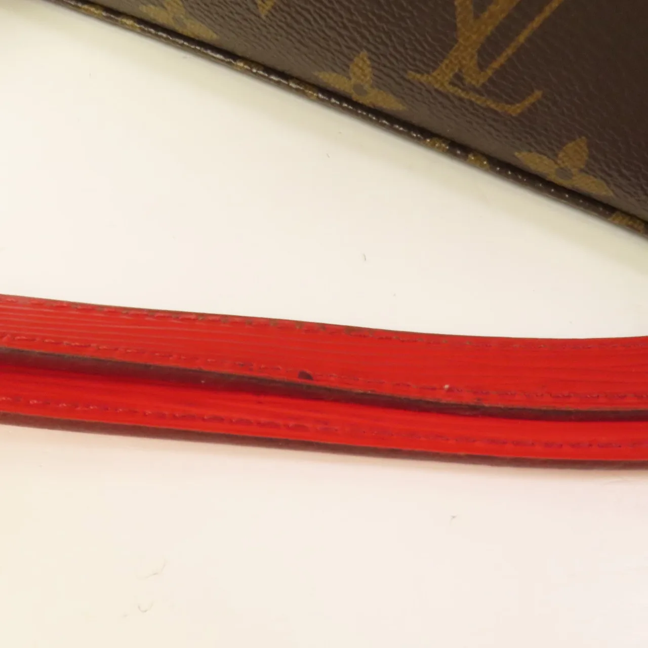 LOUIS VUITTON Saint Michel M44031 Shoulder Bag Coated Canvas 棕色 / 紅色 / Red Coated Canvas Rank A - Thumbnail 14