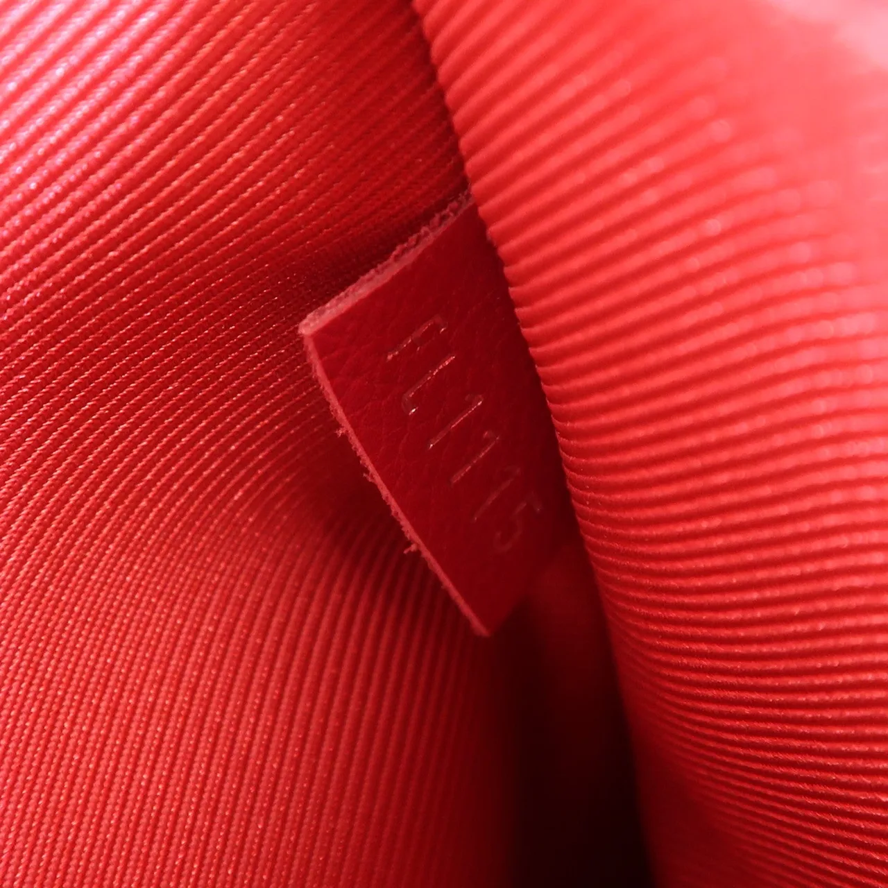 LOUIS VUITTON Lock Me M50249 2-Way Bag Calfskin 粉色 / Pink Calfskin Rank B - Thumbnail 8