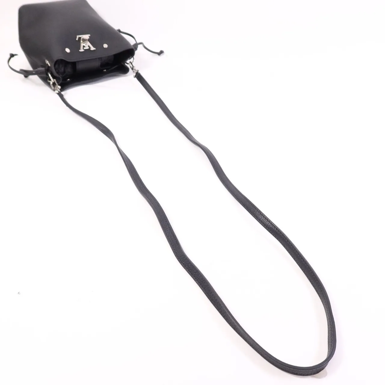 LOUIS VUITTON Lock Me M68709 Shoulder Bag Calfskin 黑色 Calfskin Rank A - Thumbnail 10