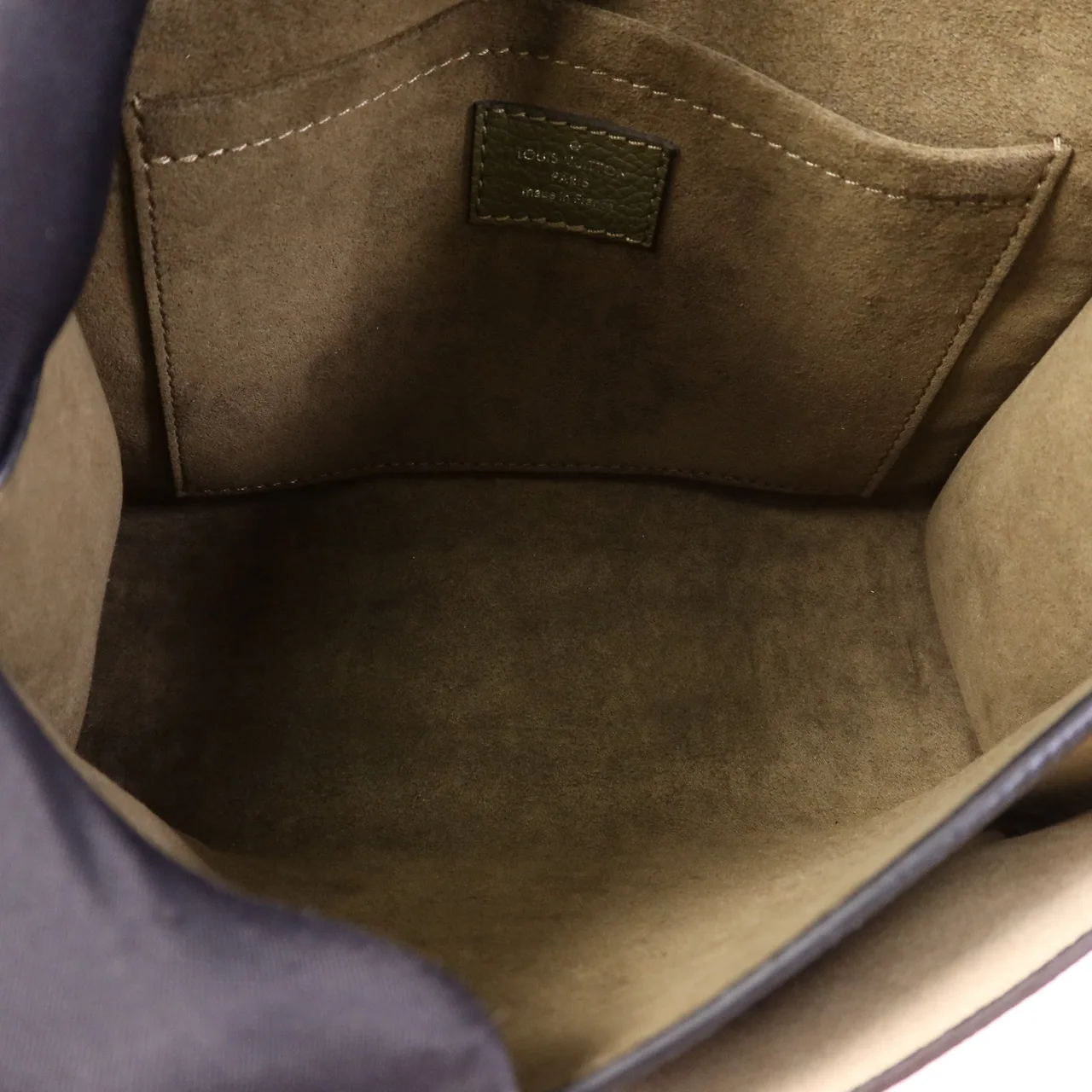 LOUIS VUITTON Lock Me M55522 Shoulder Bag Calfskin 綠色 Calfskin Rank A - Thumbnail 12