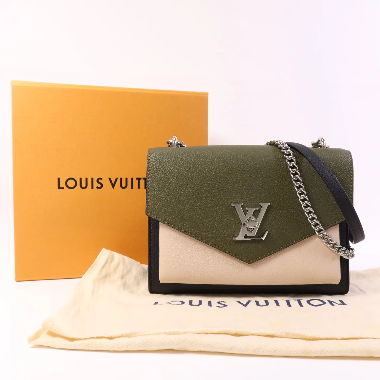 LOUIS VUITTON Lock Me M55522 Shoulder Bag Calfskin 綠色 Calfskin Rank A - Thumbnail 15