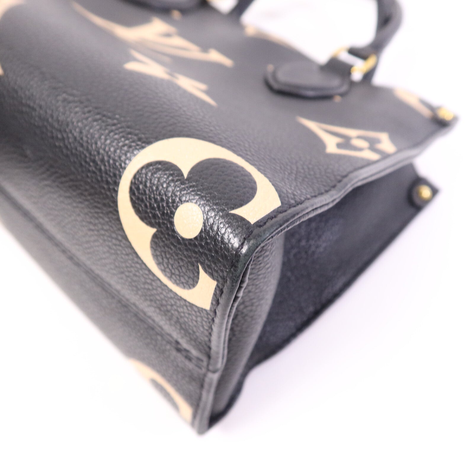 LOUIS VUITTON OnTheGo M45659 2-Way Bag Calfskin 5