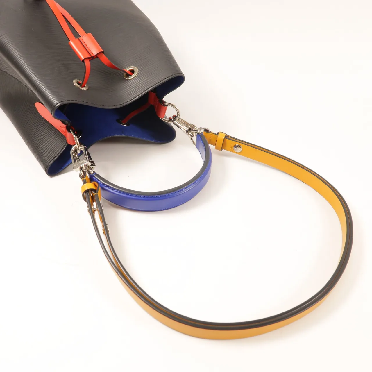 LOUIS VUITTON NeoNoe M52853 2-Way Bag Calfskin 黑色 / 紅色 / Black Calfskin Rank B - Thumbnail 9