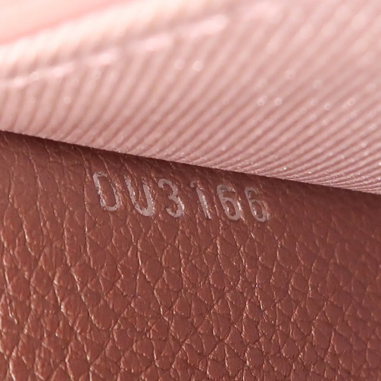 LOUIS VUITTON Lock Me M42866 兩用包 牛皮 粉色 / Pink 牛皮 中古品B - 縮圖 12