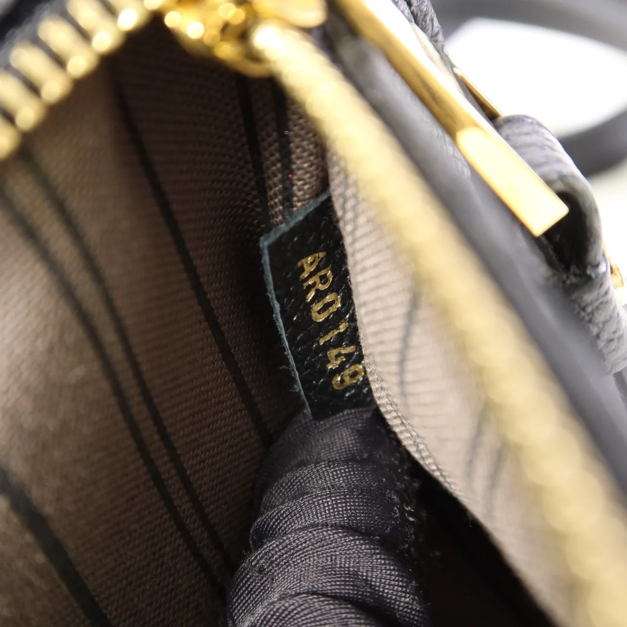 LOUIS VUITTON Pochette Metis M41487 兩用包 牛皮 黑色 牛皮 中古品B - 縮圖 8