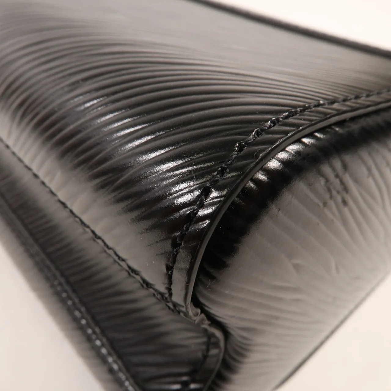 LOUIS VUITTON Twist M21694 兩用包 牛皮 黑色 牛皮 中古品A - 縮圖 9