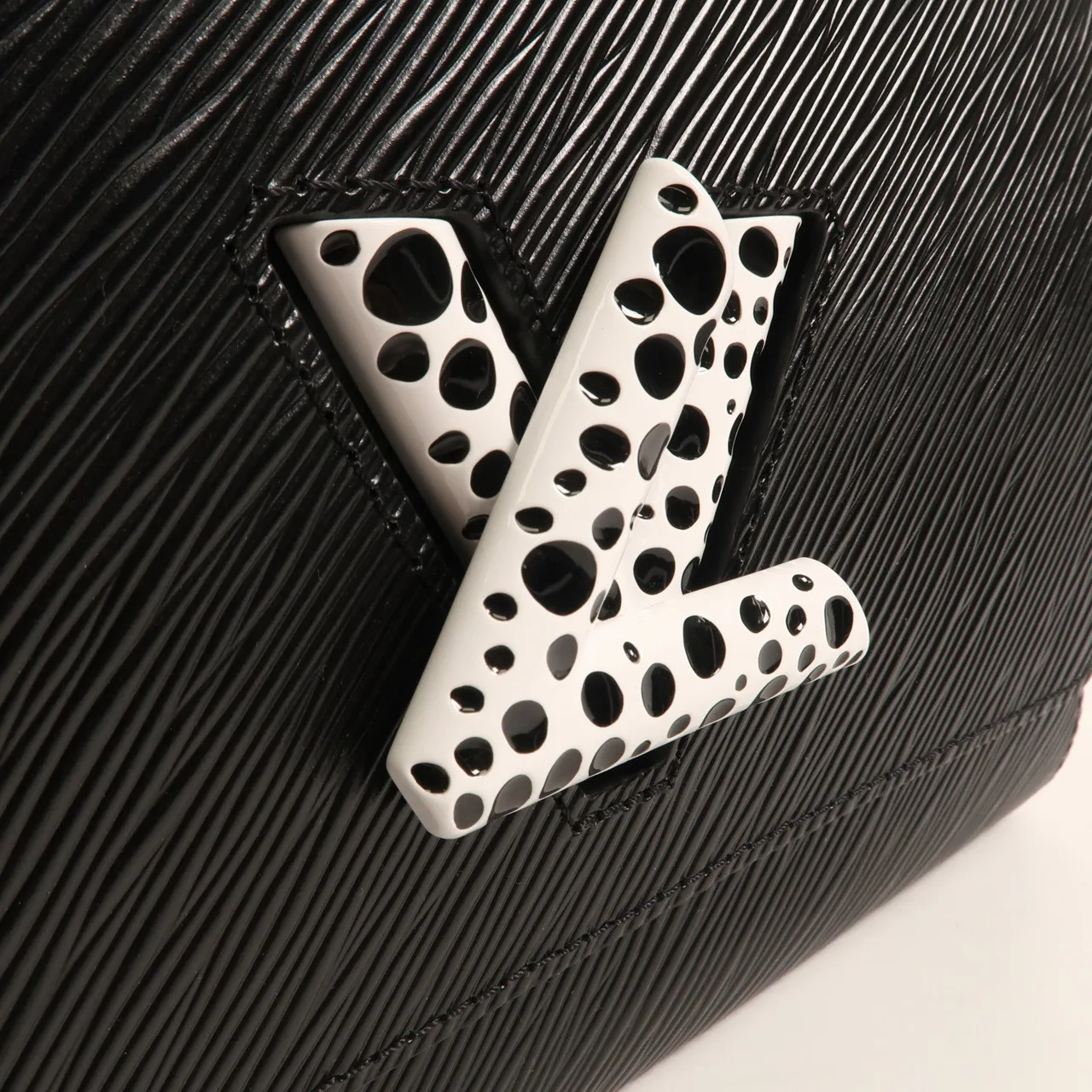 LOUIS VUITTON Twist M21694 兩用包 牛皮 黑色 牛皮 中古品A - 縮圖 10