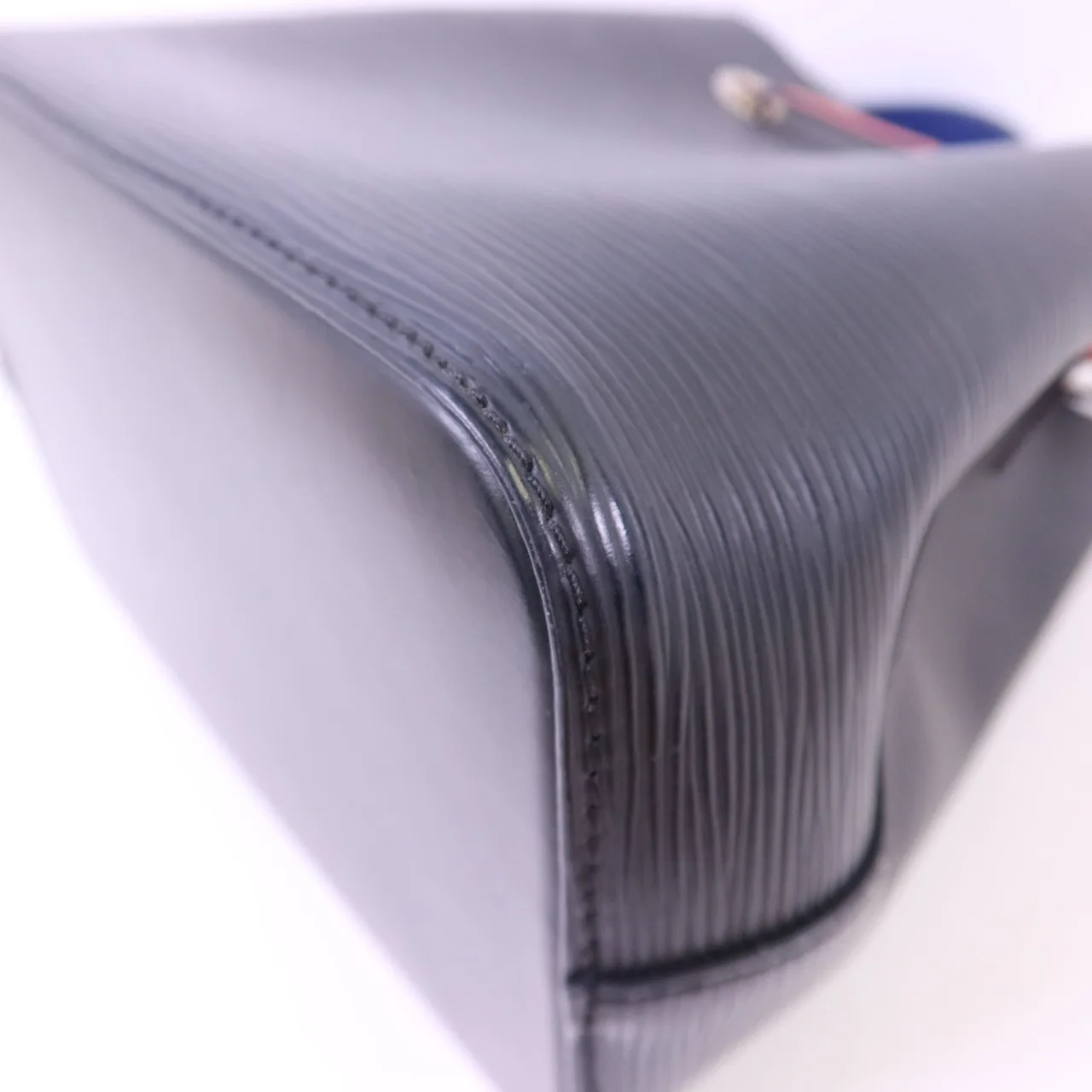 LOUIS VUITTON NeoNoe M52853 兩用包 牛皮 黑色 / 紅色 牛皮 中古品B - 縮圖 14