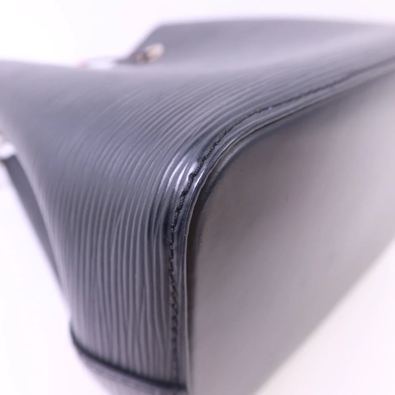 LOUIS VUITTON NeoNoe M52853 兩用包 牛皮 黑色 / 紅色 牛皮 中古品B - 縮圖 15