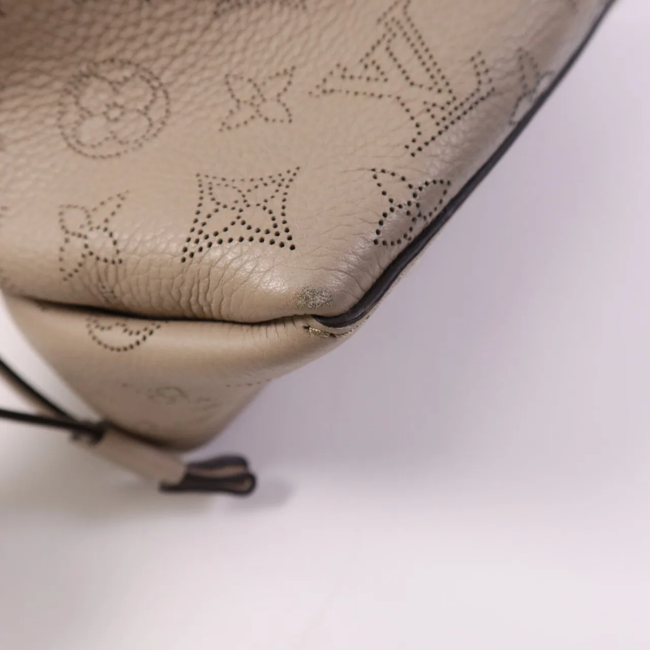 LOUIS VUITTON Bella M59201 2-Way Bag Calfskin 灰色 / Calet Grey Calfskin Rank B - Thumbnail 13