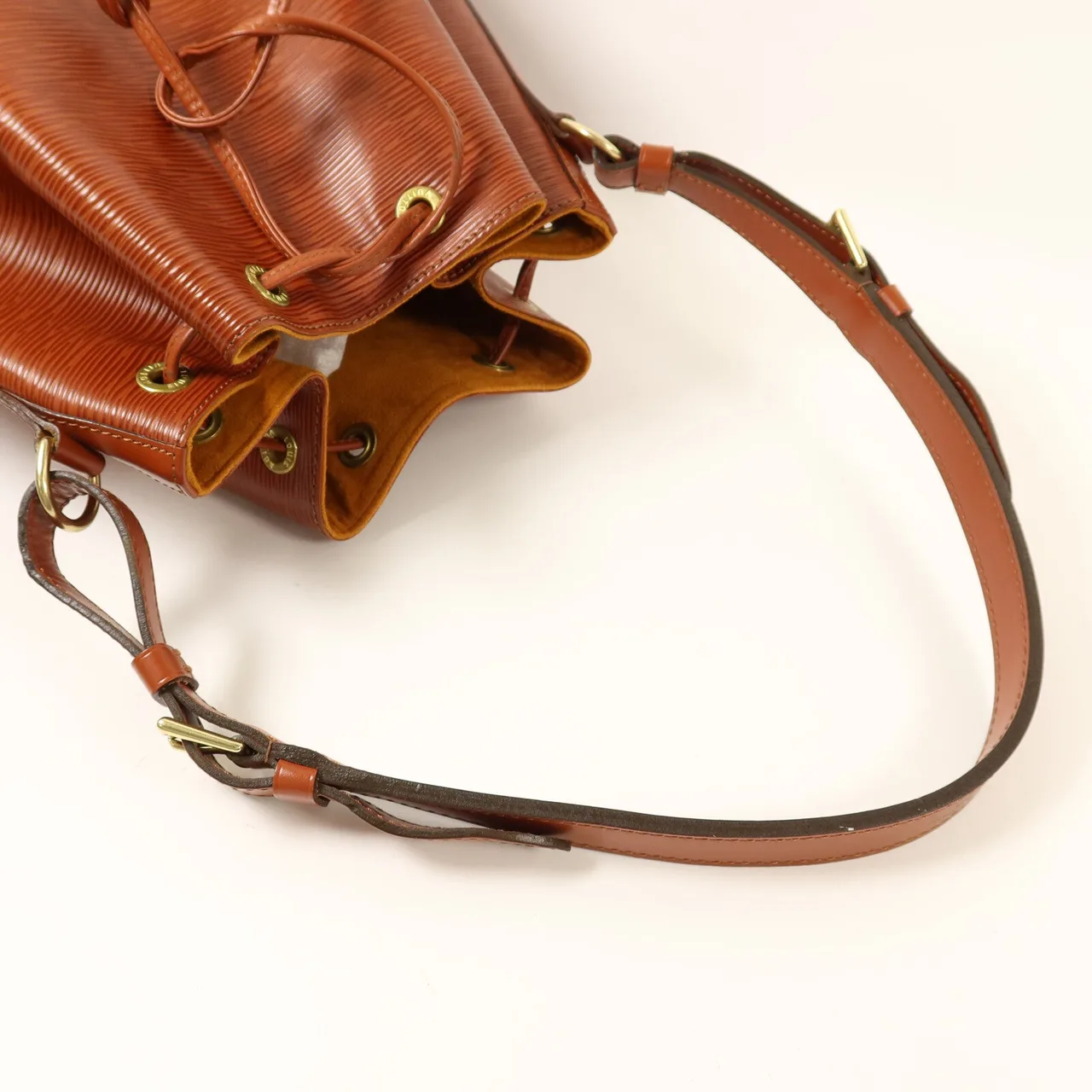 LOUIS VUITTON Noe M44008 Shoulder Bag Calfskin 棕色 / Brown Calfskin Rank A - Thumbnail 8