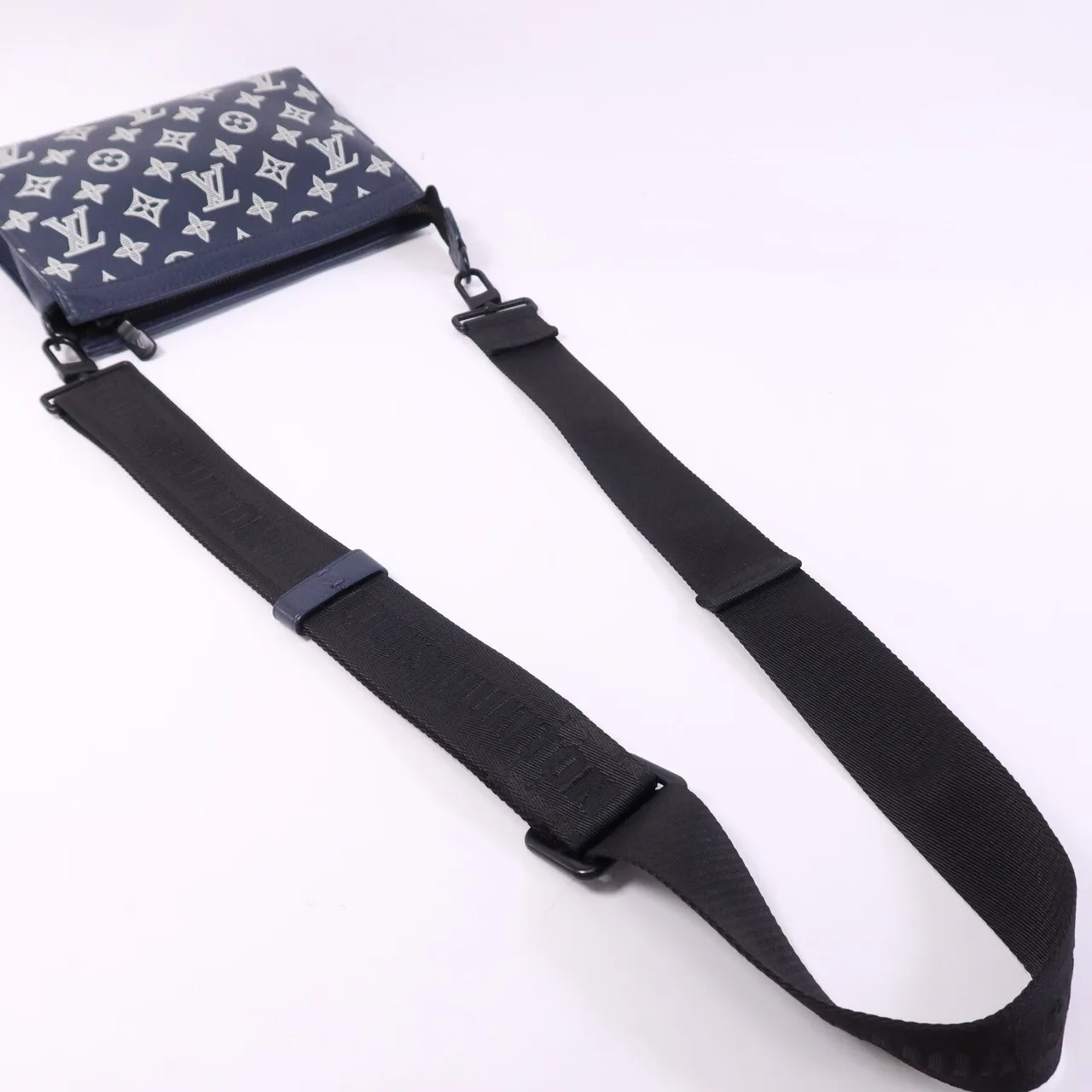 LOUIS VUITTON Gaston M83384 Shoulder Bag Calfskin 藍色 / Blue Calfskin Rank A - Thumbnail 8