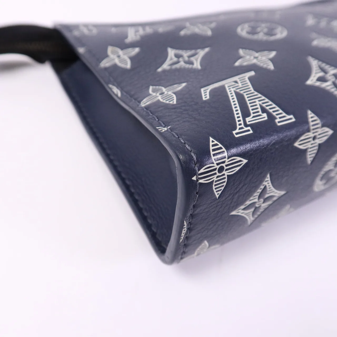 LOUIS VUITTON Gaston M83384 Shoulder Bag Calfskin 藍色 / Blue Calfskin Rank A - Thumbnail 11