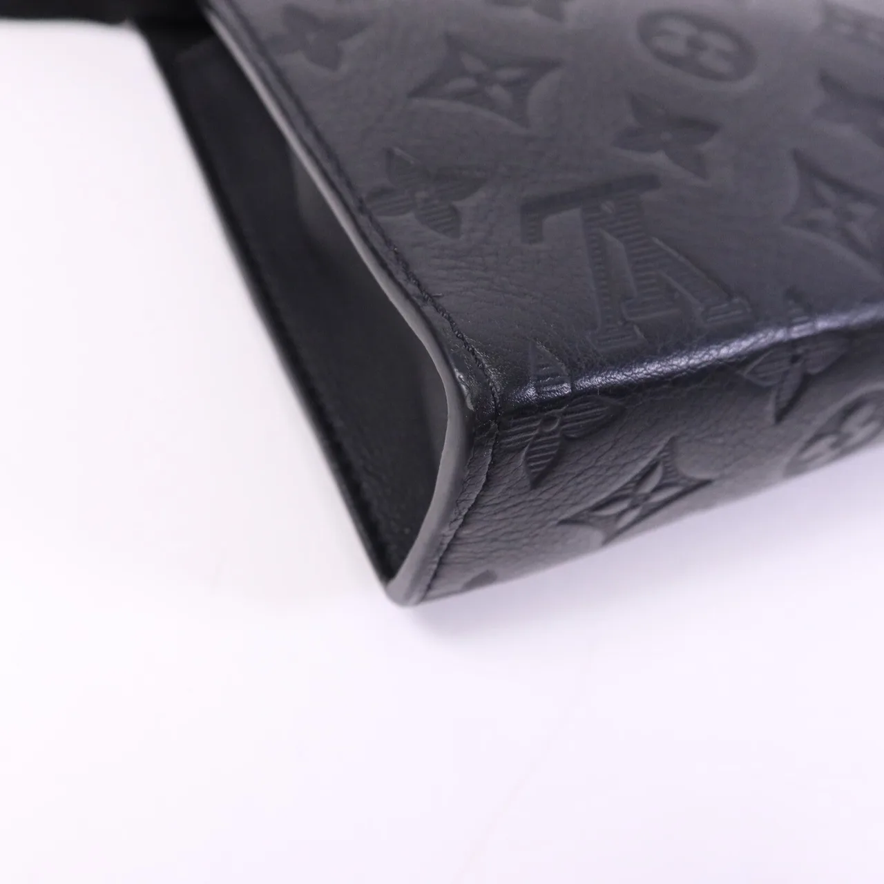 LOUIS VUITTON Gaston M81115 Shoulder Bag Leather 黑色 / Black Leather Rank B - Thumbnail 13