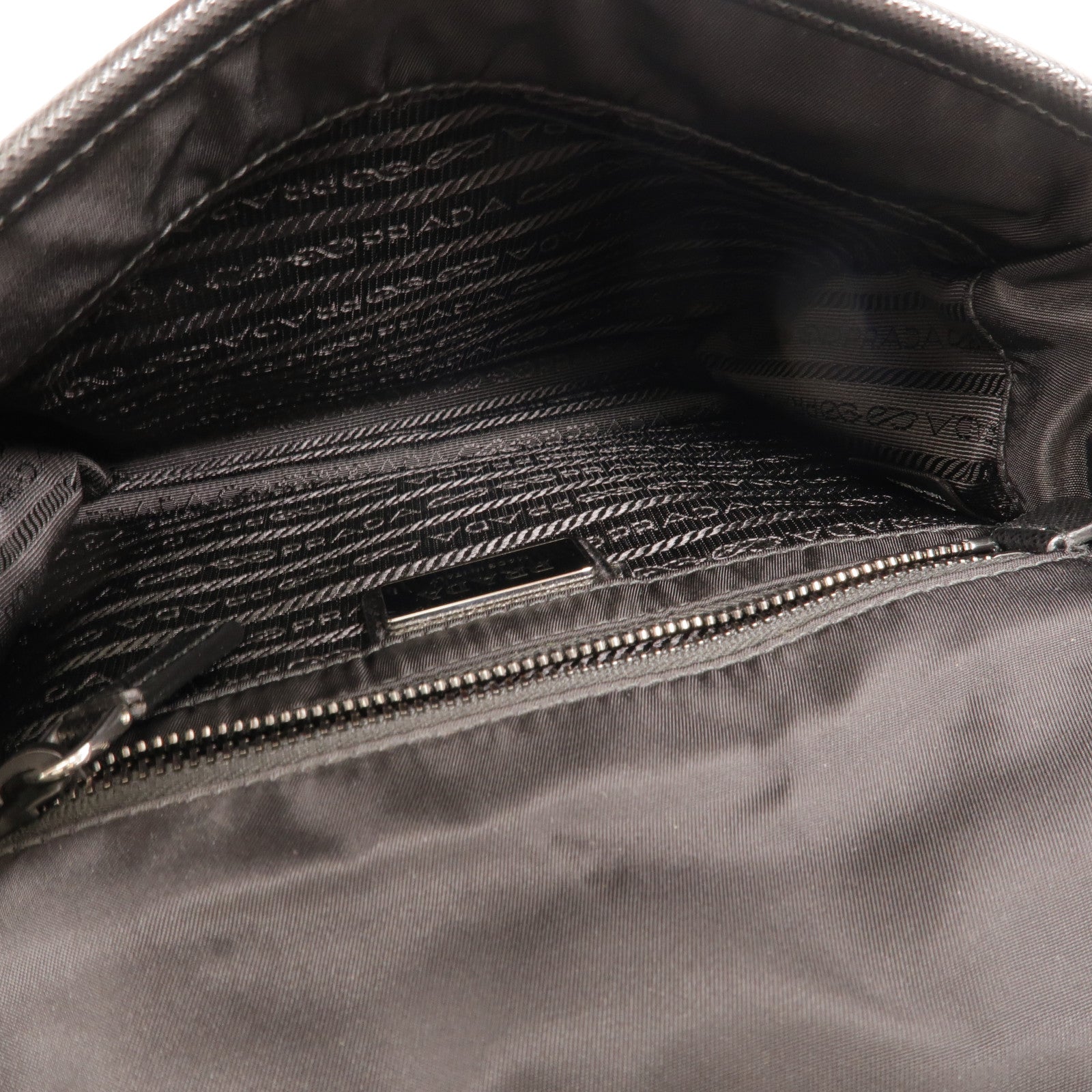 LOUIS VUITTON 2VD034 Shoulder Bag Nylon 5