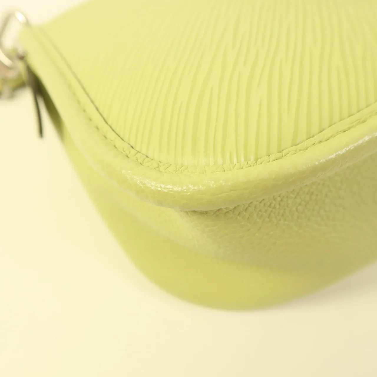 LOUIS VUITTON Buci M22960 肩背包 牛皮 綠色 / Green 牛皮 中古品A - 縮圖 13