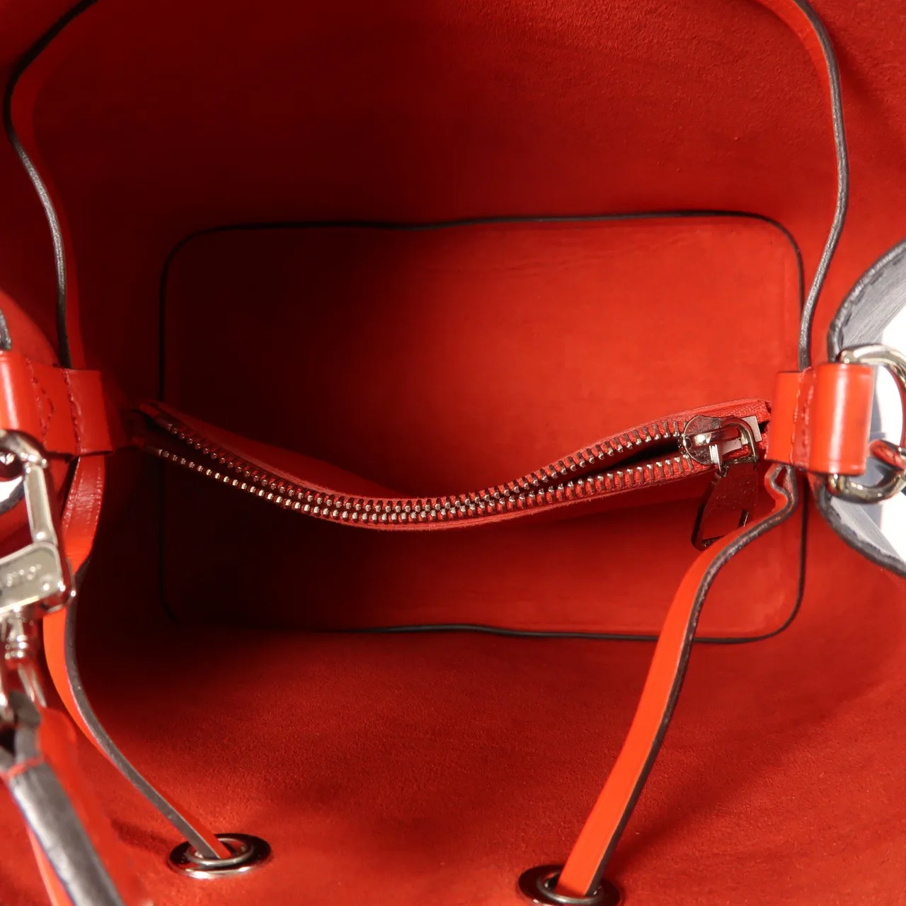 LOUIS VUITTON NeoNoe M54367 兩用包 牛皮 海軍藍 / 紅色 / Red/Blue 牛皮 中古品B - 縮圖 5