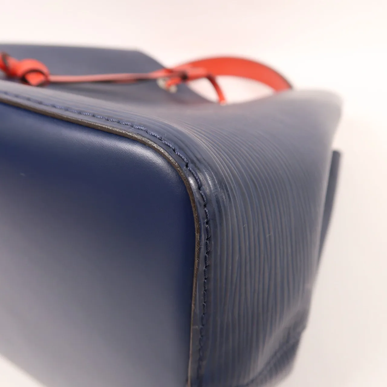 LOUIS VUITTON NeoNoe M54367 兩用包 牛皮 海軍藍 / 紅色 / Red/Blue 牛皮 中古品B - 縮圖 10