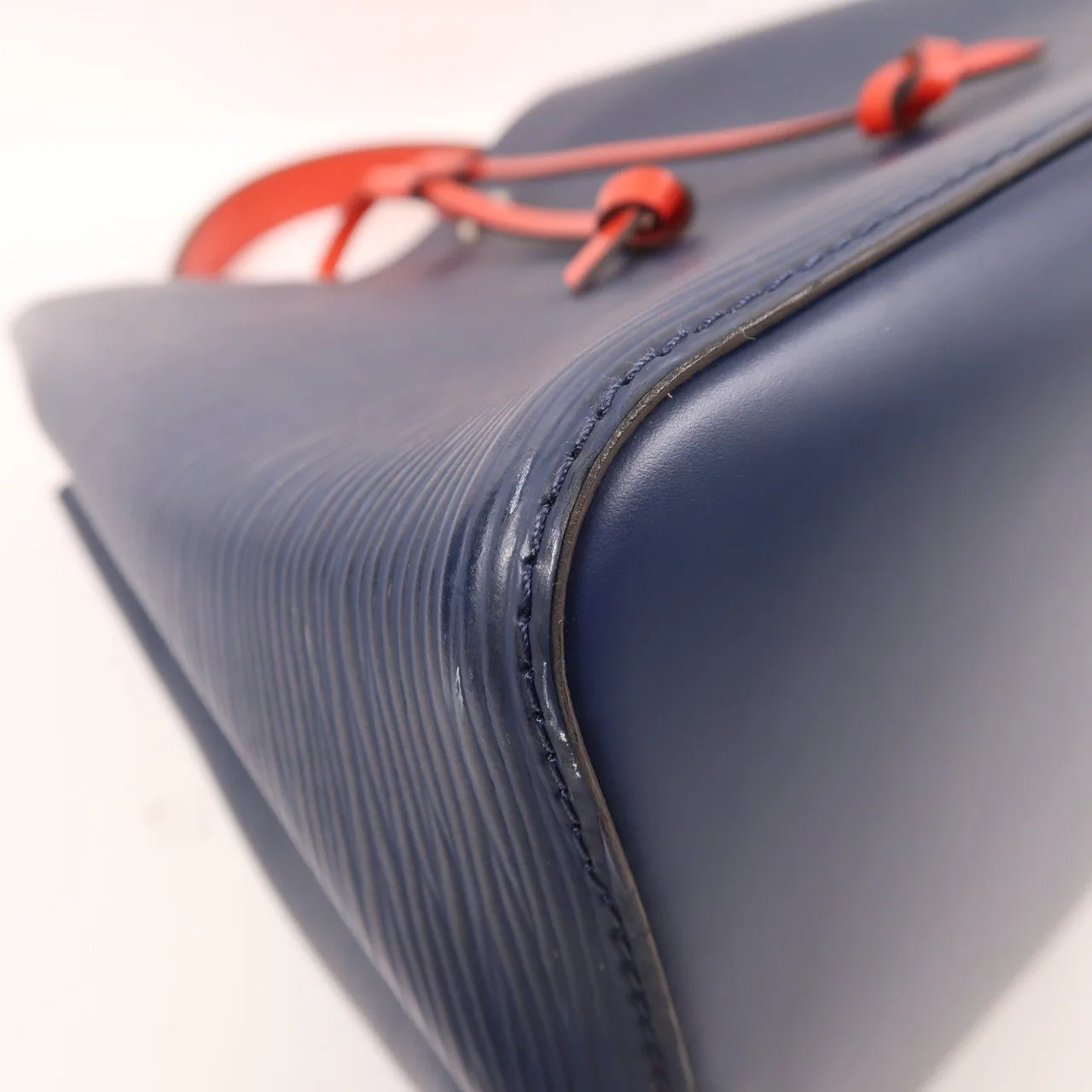 LOUIS VUITTON NeoNoe M54367 兩用包 牛皮 海軍藍 / 紅色 / Red/Blue 牛皮 中古品B - 縮圖 11