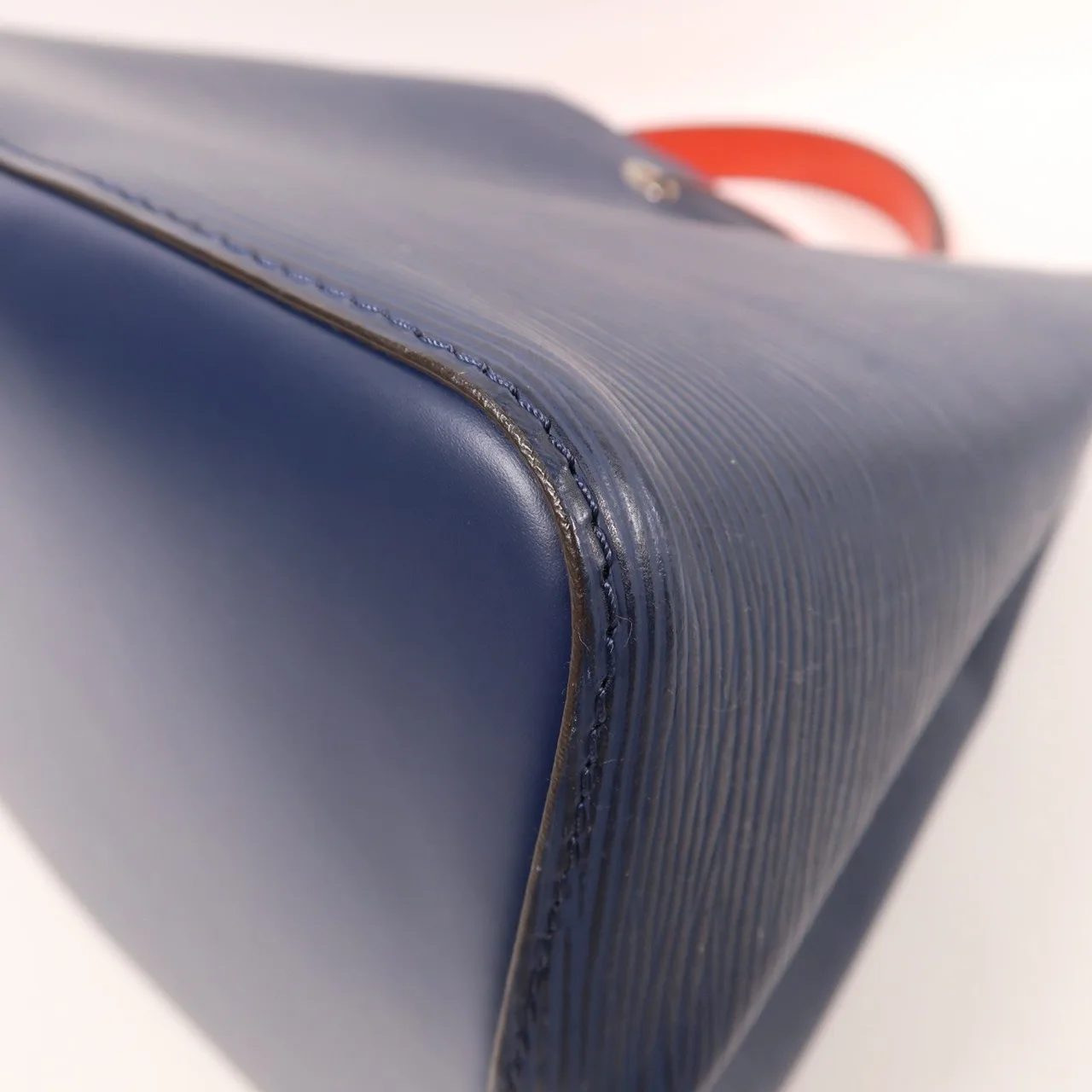 LOUIS VUITTON NeoNoe M54367 兩用包 牛皮 海軍藍 / 紅色 / Red/Blue 牛皮 中古品B - 縮圖 12