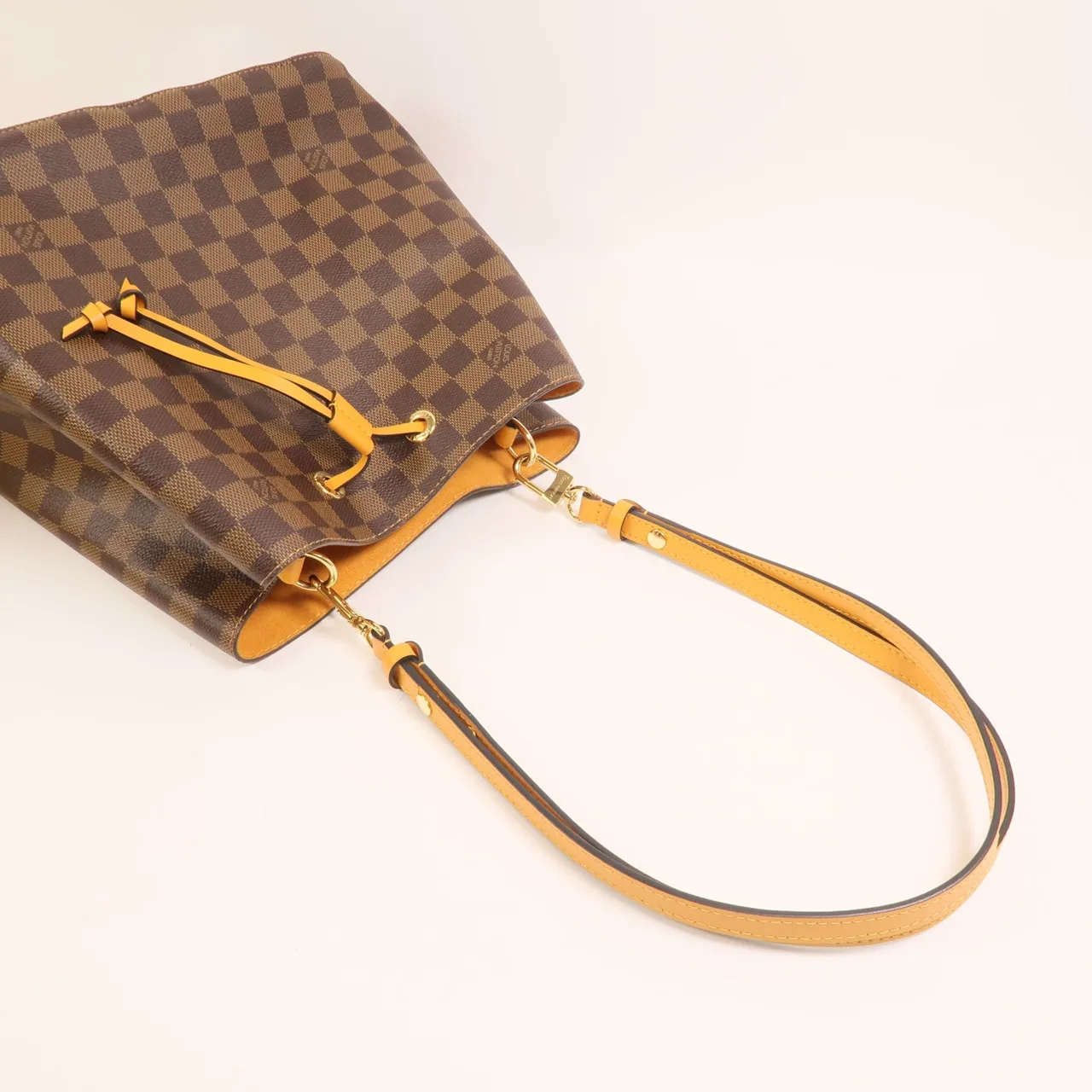 LOUIS VUITTON NeoNoe N40213 肩背包 塗層帆布 棕色 / Brown 塗層帆布 中古品A - 縮圖 8
