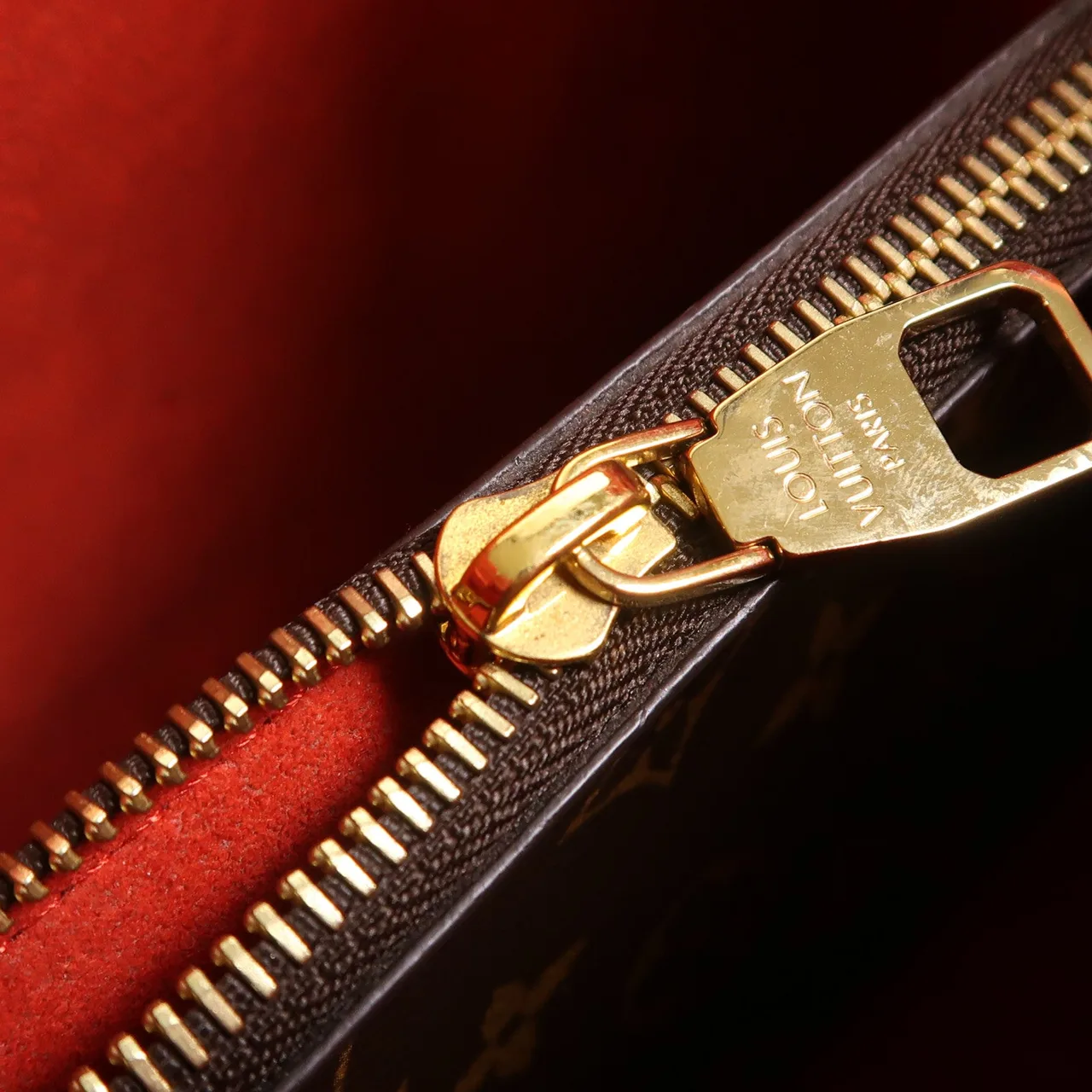 LOUIS VUITTON NeoNoe M44021 Shoulder Bag Coated Canvas 紅色 / Red Coated Canvas Rank A - Thumbnail 17