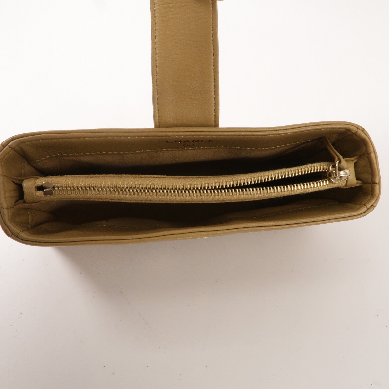 LOUIS VUITTON Clutch Lambskin 5