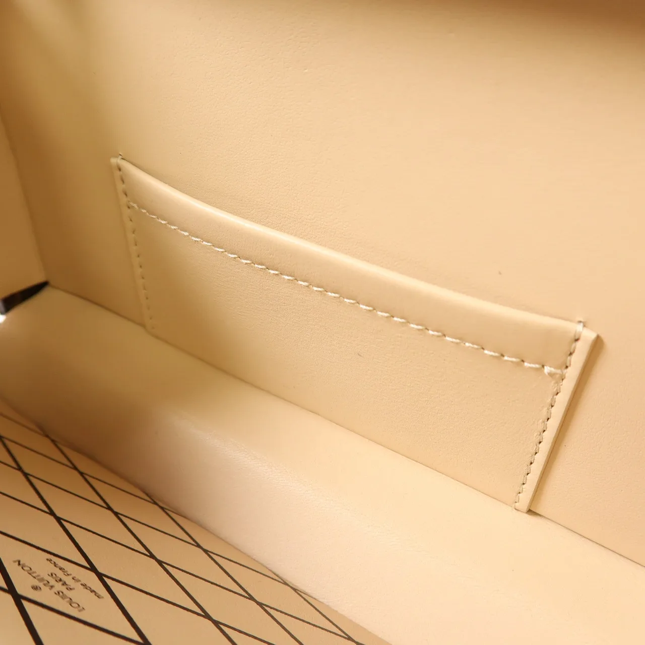 LOUIS VUITTON Petite Malle M44216 肩背包 塗層帆布 棕色 / Brown 塗層帆布 中古品A - 縮圖 15