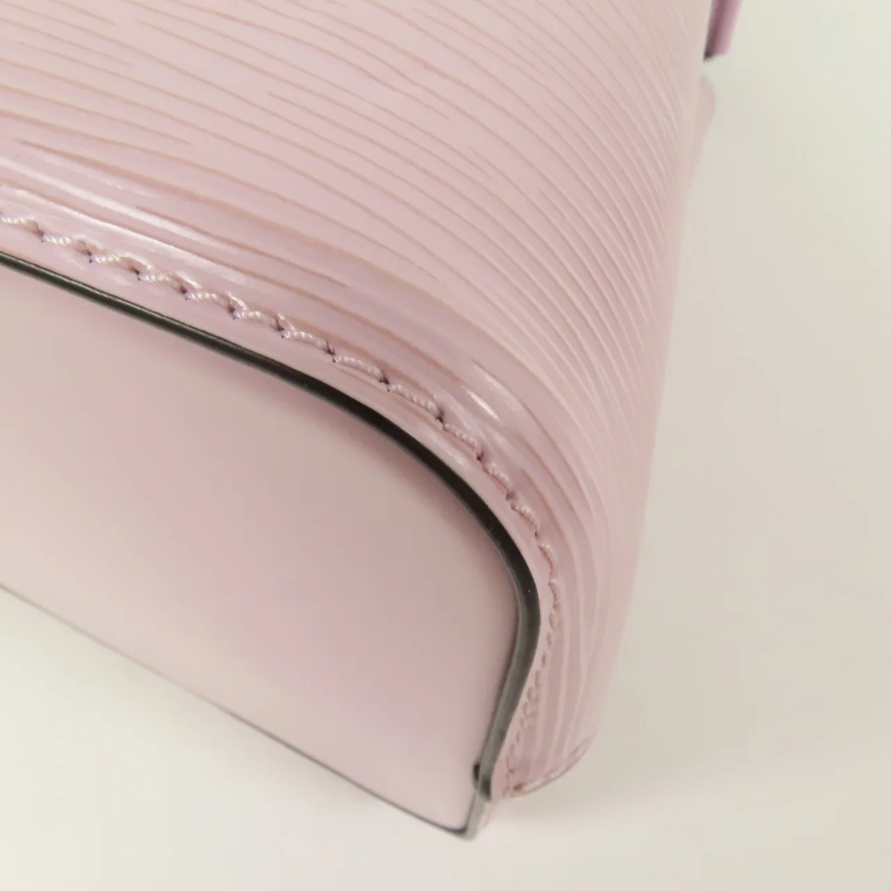 LOUIS VUITTON NeoNoe M20777 兩用包 牛皮 粉色 / Pink 牛皮 中古品A - 縮圖 15