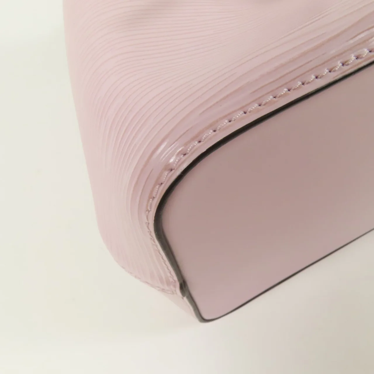 LOUIS VUITTON NeoNoe M20777 兩用包 牛皮 粉色 / Pink 牛皮 中古品A - 縮圖 17