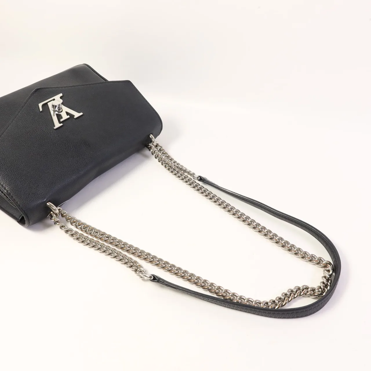 LOUIS VUITTON Lock Me M51418 肩背包 牛皮 黑色 / Black 牛皮 中古品B - 縮圖 6