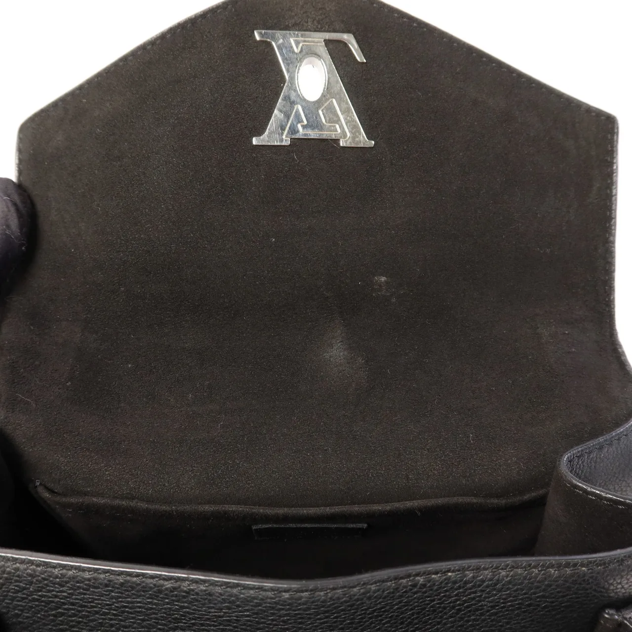 LOUIS VUITTON Lock Me M51418 肩背包 牛皮 黑色 / Black 牛皮 中古品B - 縮圖 8