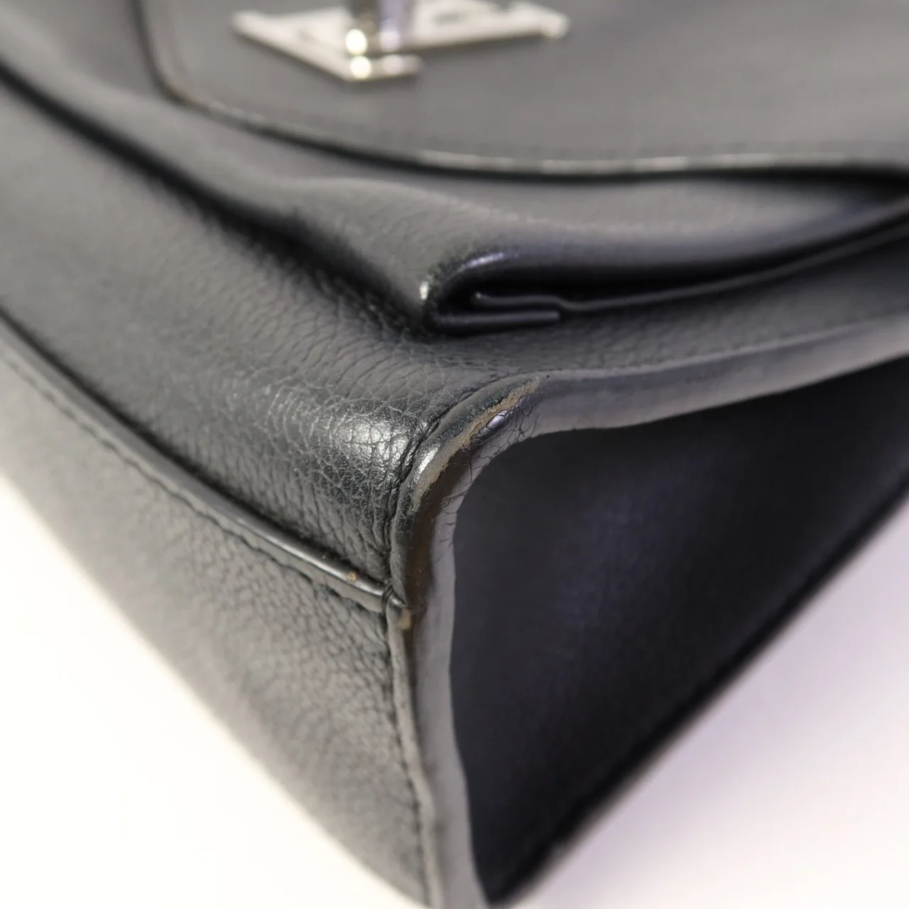 LOUIS VUITTON Lock Me M51418 肩背包 牛皮 黑色 / Black 牛皮 中古品B - 縮圖 12