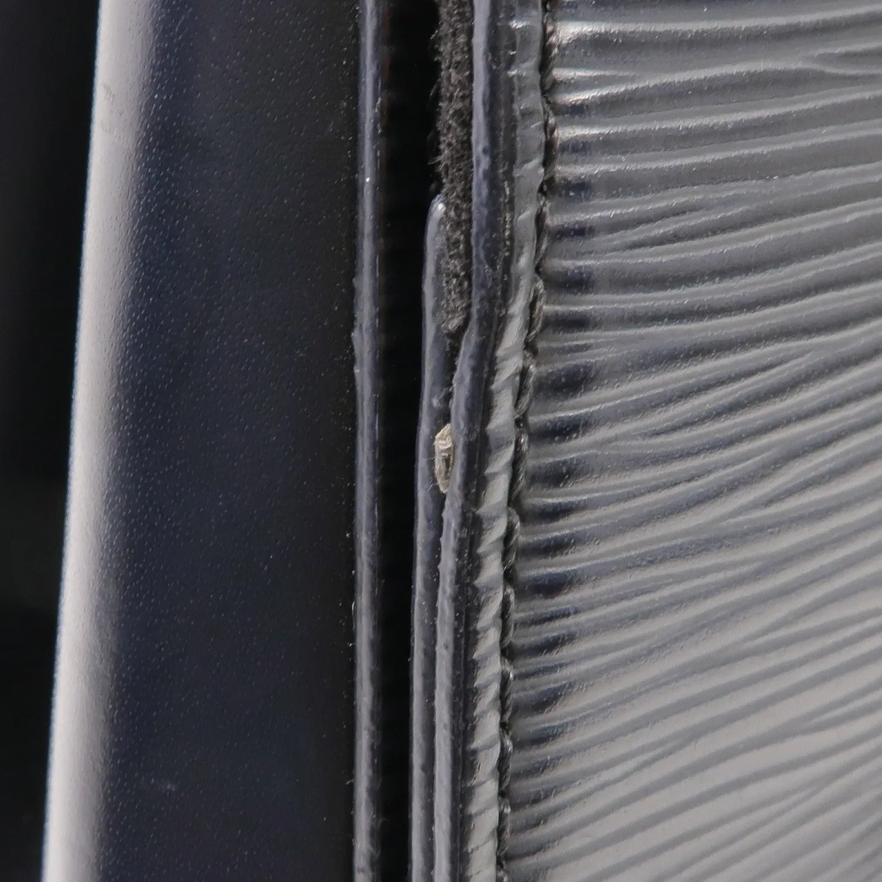 LOUIS VUITTON Cluny M41302 兩用包 牛皮 黑色 牛皮 中古品B - 縮圖 13