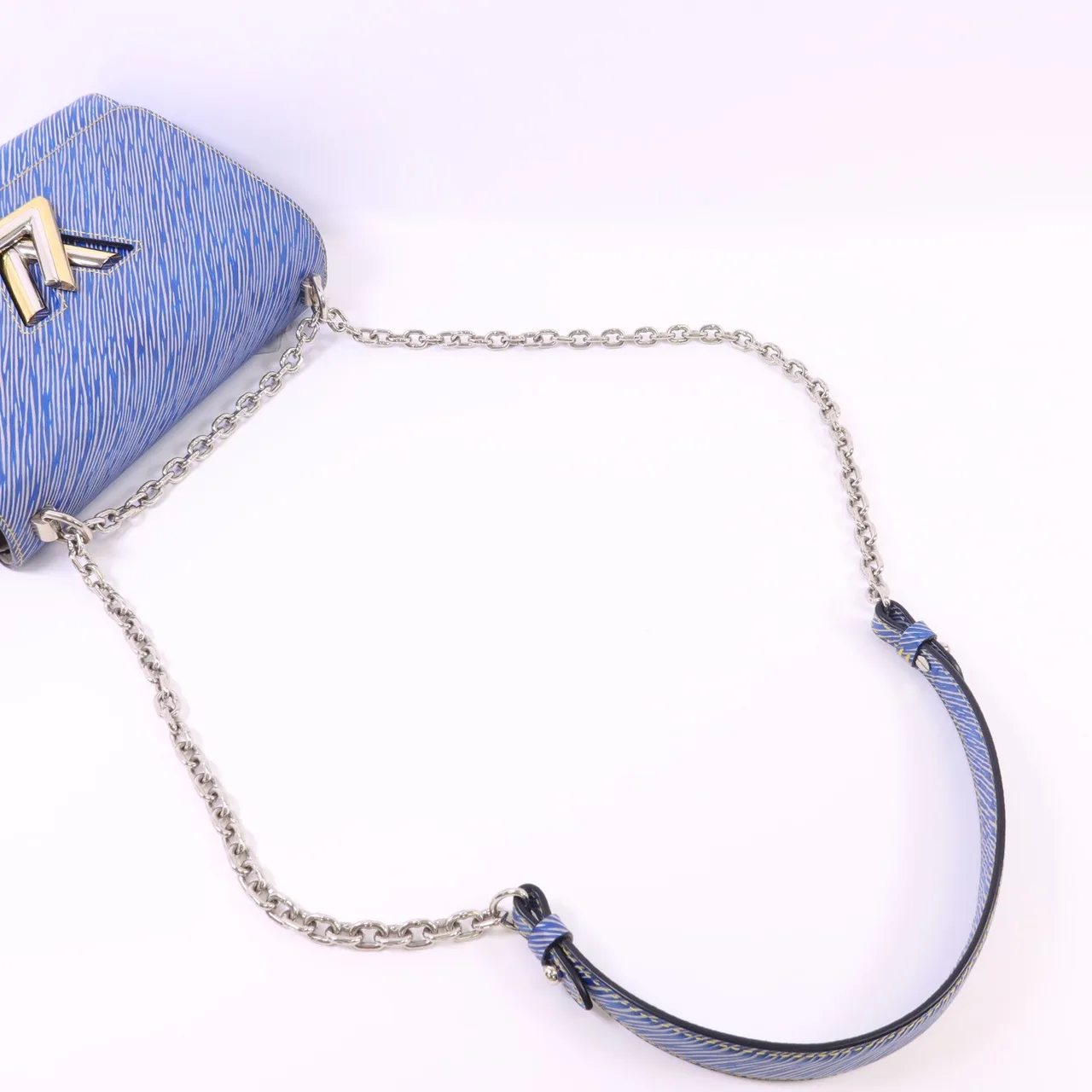 LOUIS VUITTON Twist M50271 Shoulder Bag Calfskin 藍色 Calfskin Rank B - Thumbnail 5