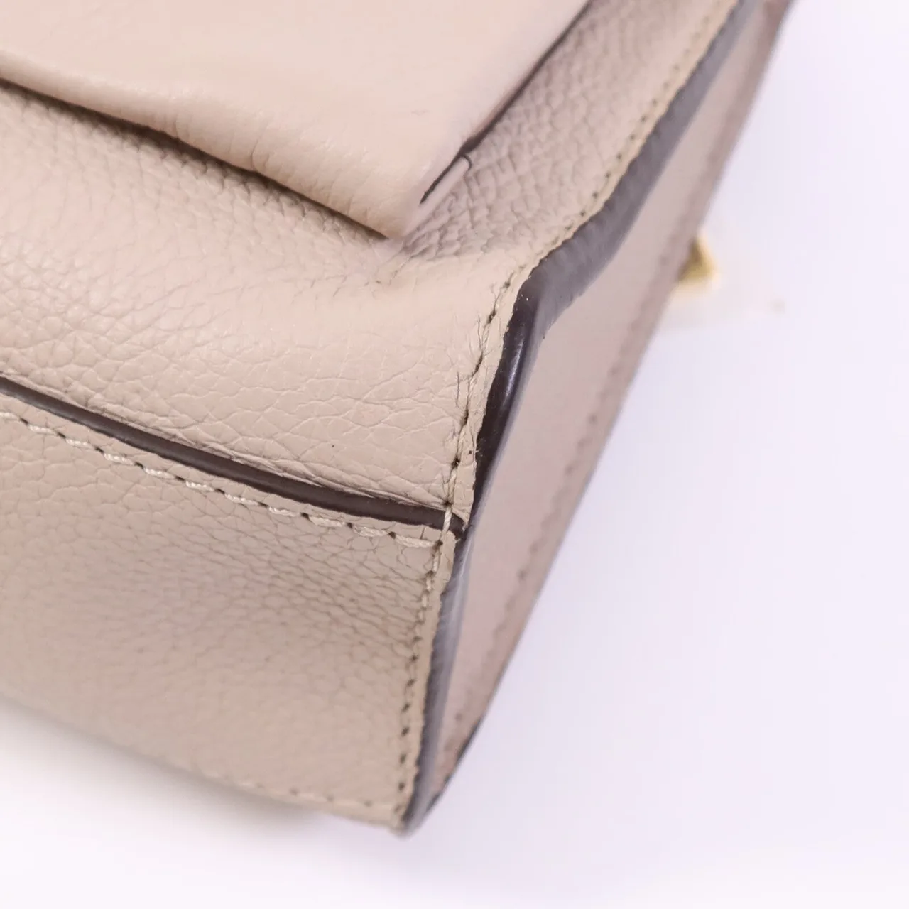 LOUIS VUITTON Lock Me M56137 Shoulder Bag Calfskin 米色 / Beige Calfskin Rank B - Thumbnail 5