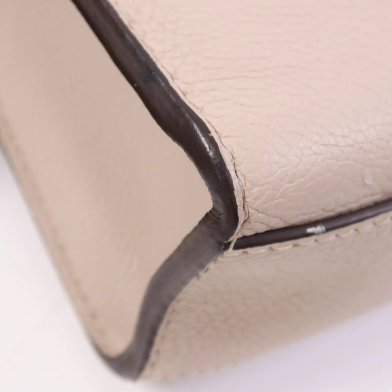 LOUIS VUITTON Lock Me M56137 Shoulder Bag Calfskin 米色 / Beige Calfskin Rank B - Thumbnail 8