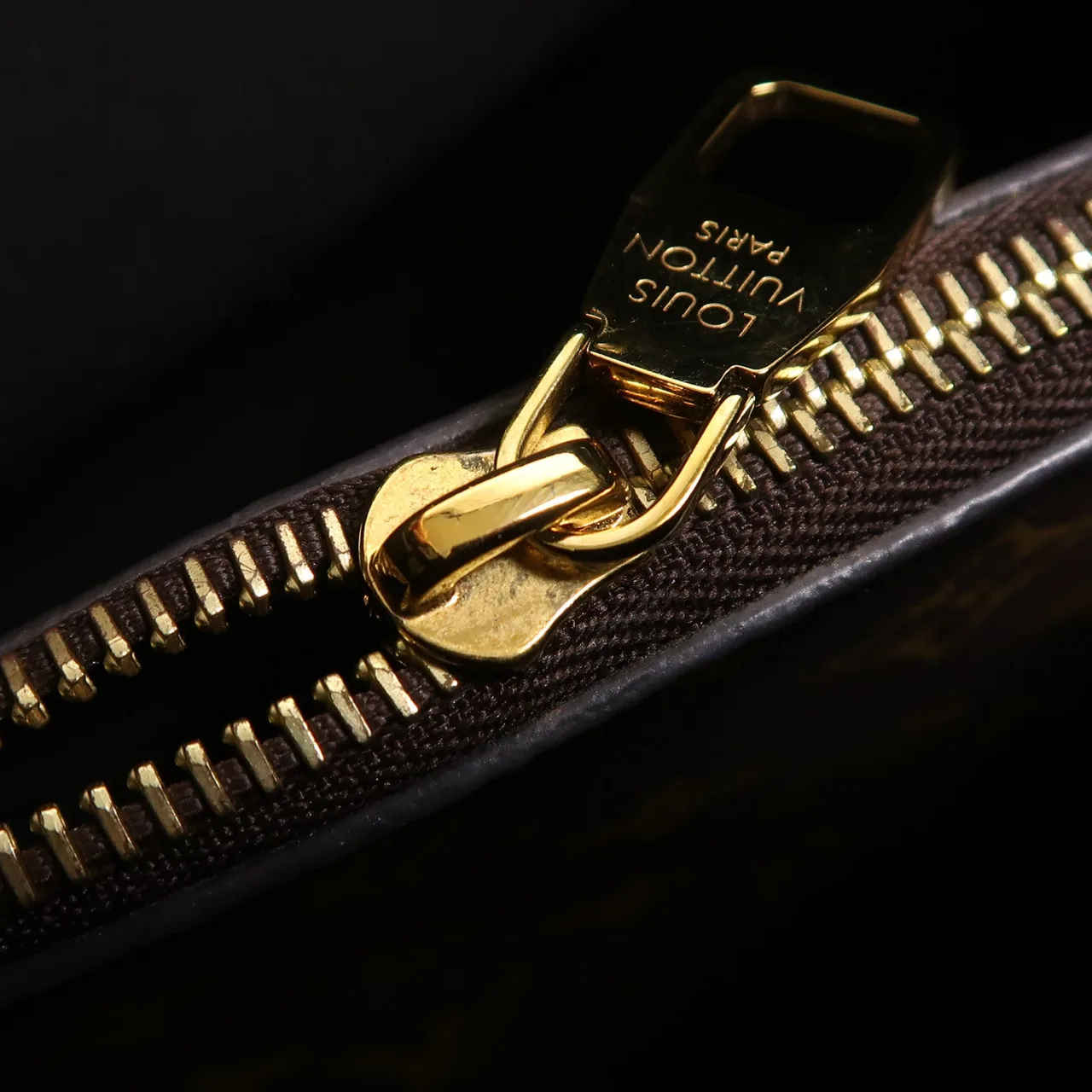 LOUIS VUITTON NeoNoe M44020 Shoulder Bag Coated Canvas 棕色 / 黑色 / Black Coated Canvas Rank B - Thumbnail 15