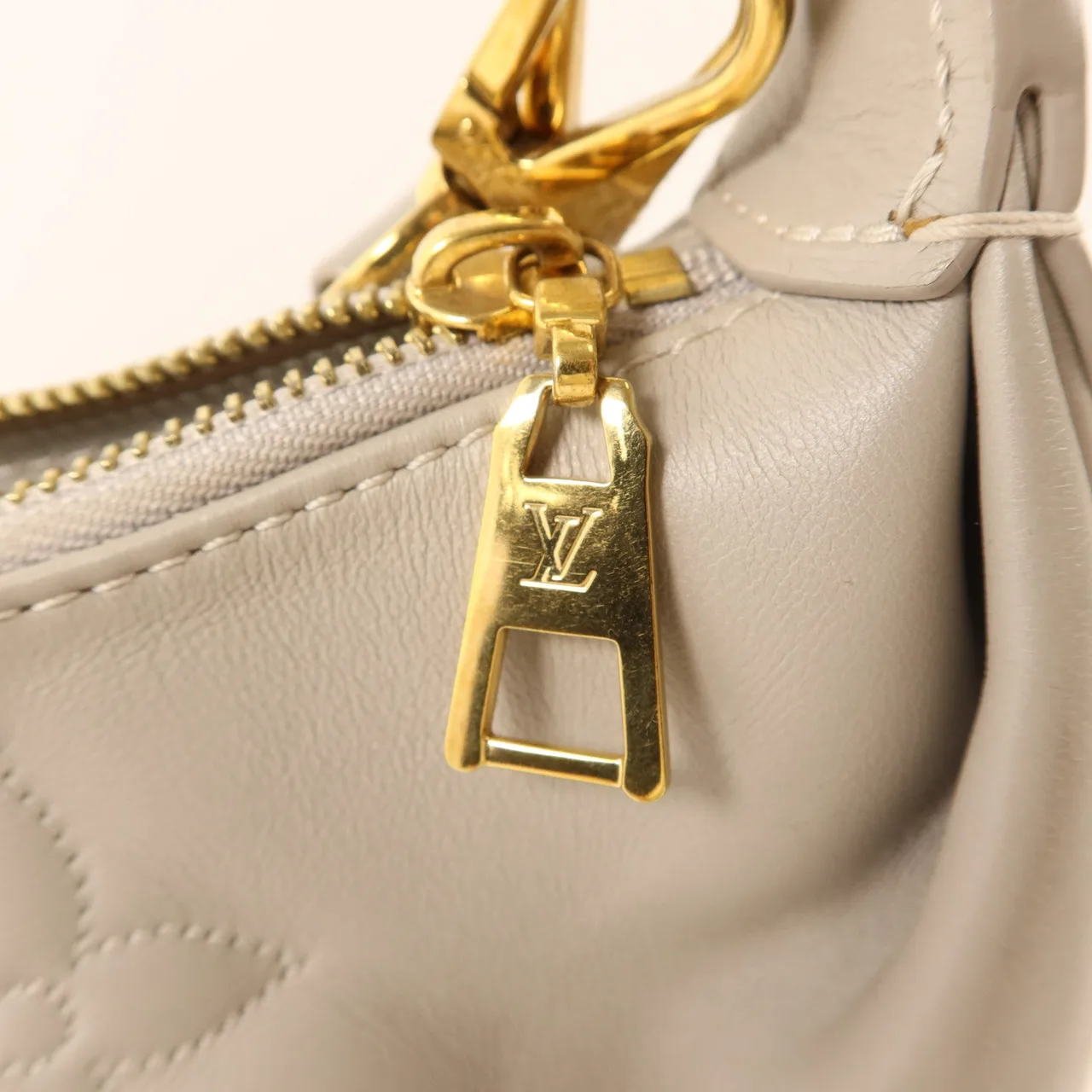 LOUIS VUITTON Over The Moon M59799 2-Way Bag Calfskin 灰色 / Gray Calfskin Rank B - Thumbnail 8