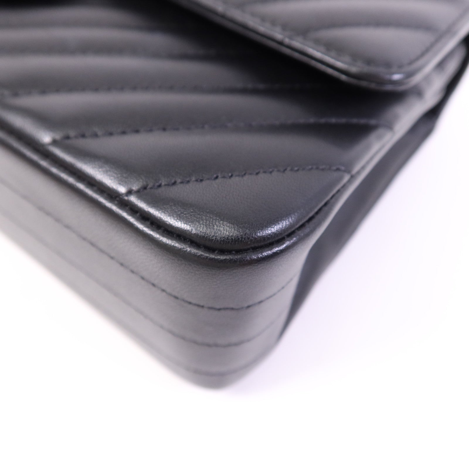LOUIS VUITTON A01112 Shoulder Bag Lambskin 5