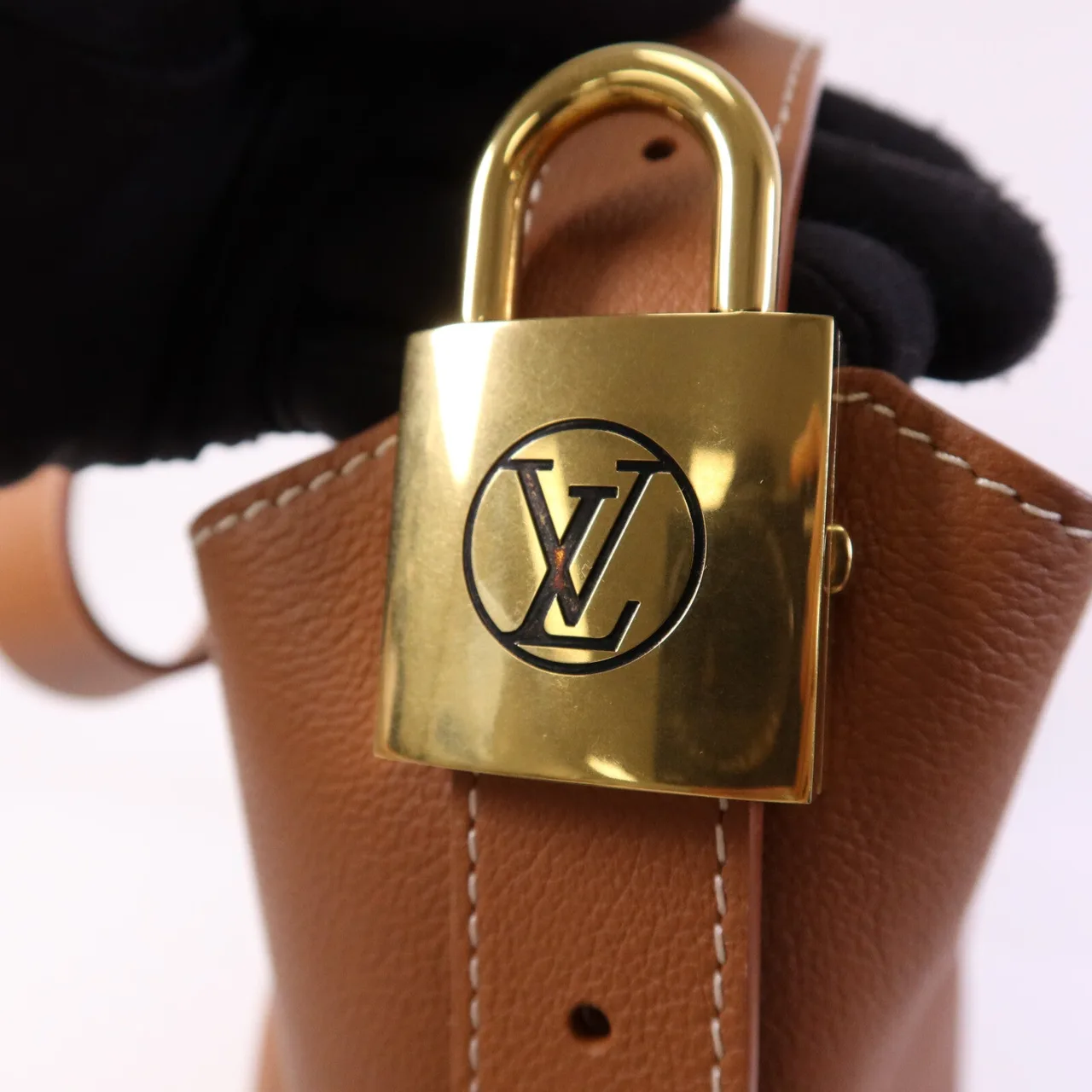 LOUIS VUITTON Low Key Hobo M24974 Shoulder Bag Calfskin 棕色 Calfskin Rank A - Thumbnail 7