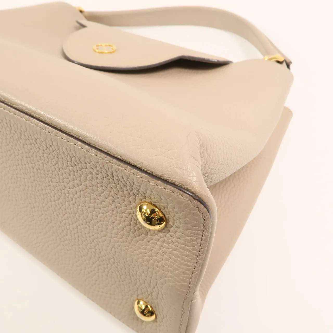 LOUIS VUITTON Capucines M48871 Shoulder Bag Calfskin 米色 / Beige Calfskin Rank B - Thumbnail 10