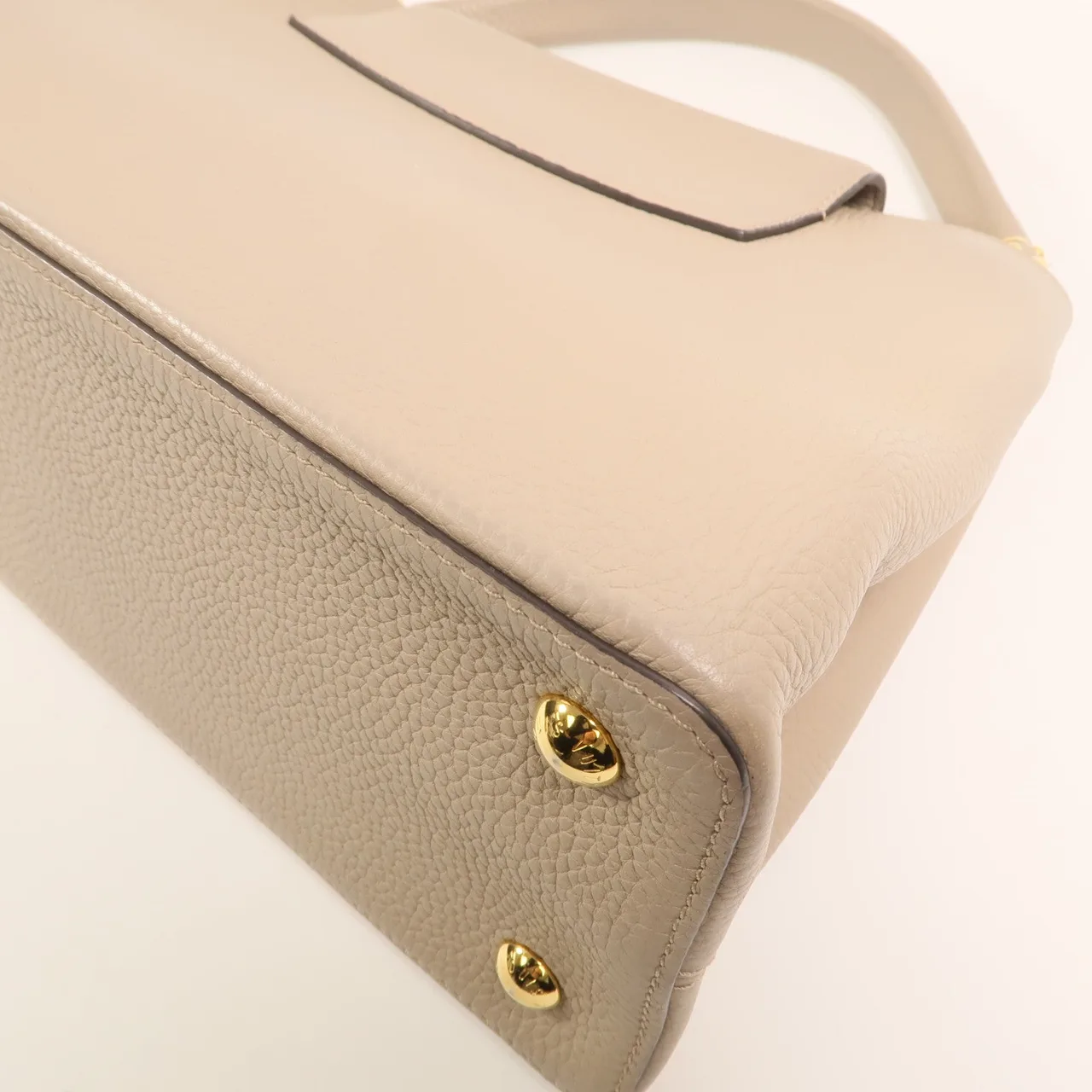 LOUIS VUITTON Capucines M48871 Shoulder Bag Calfskin 米色 / Beige Calfskin Rank B - Thumbnail 12