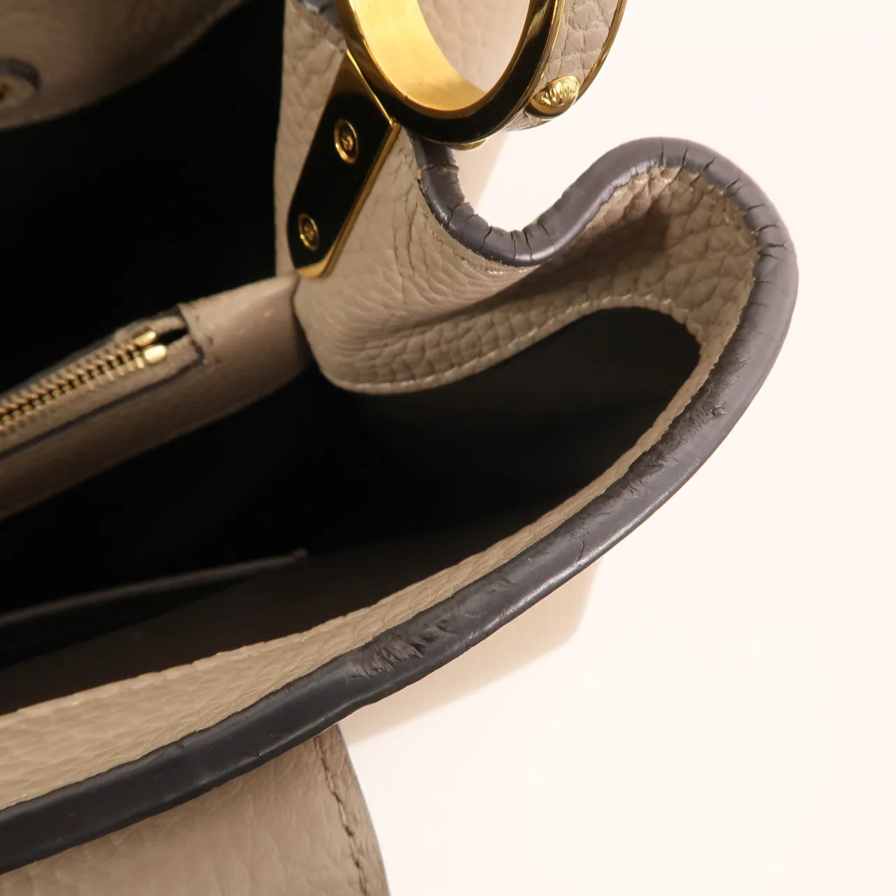 LOUIS VUITTON Capucines M48871 Shoulder Bag Calfskin 米色 / Beige Calfskin Rank B - Thumbnail 14