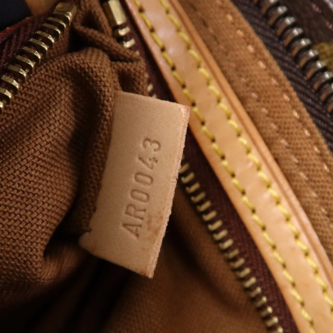 LOUIS VUITTON Trotteur M51240 Shoulder Bag Coated Canvas 棕色 / Brown Coated Canvas Rank B - Thumbnail 9
