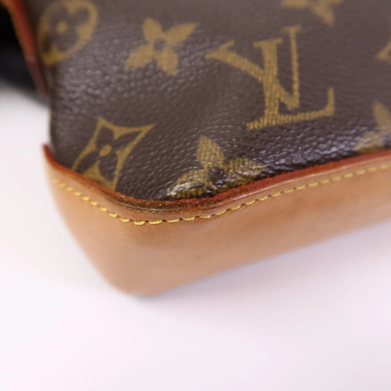 LOUIS VUITTON Trotteur M51240 Shoulder Bag Coated Canvas 棕色 / Brown Coated Canvas Rank B - Thumbnail 13