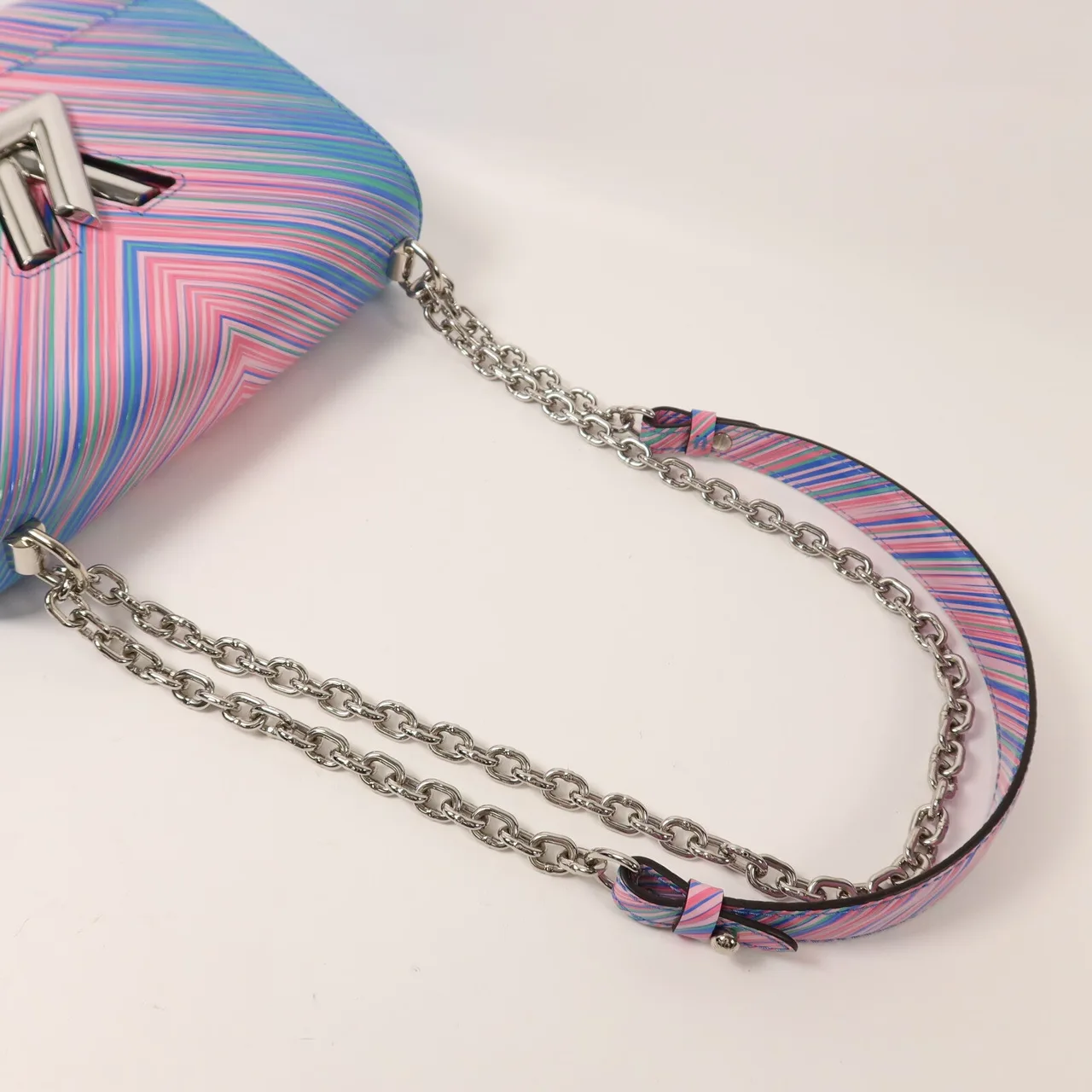 LOUIS VUITTON Twist M54209 肩背包 牛皮 多種顏色 / Muiticolor 牛皮 中古品A - 縮圖 8