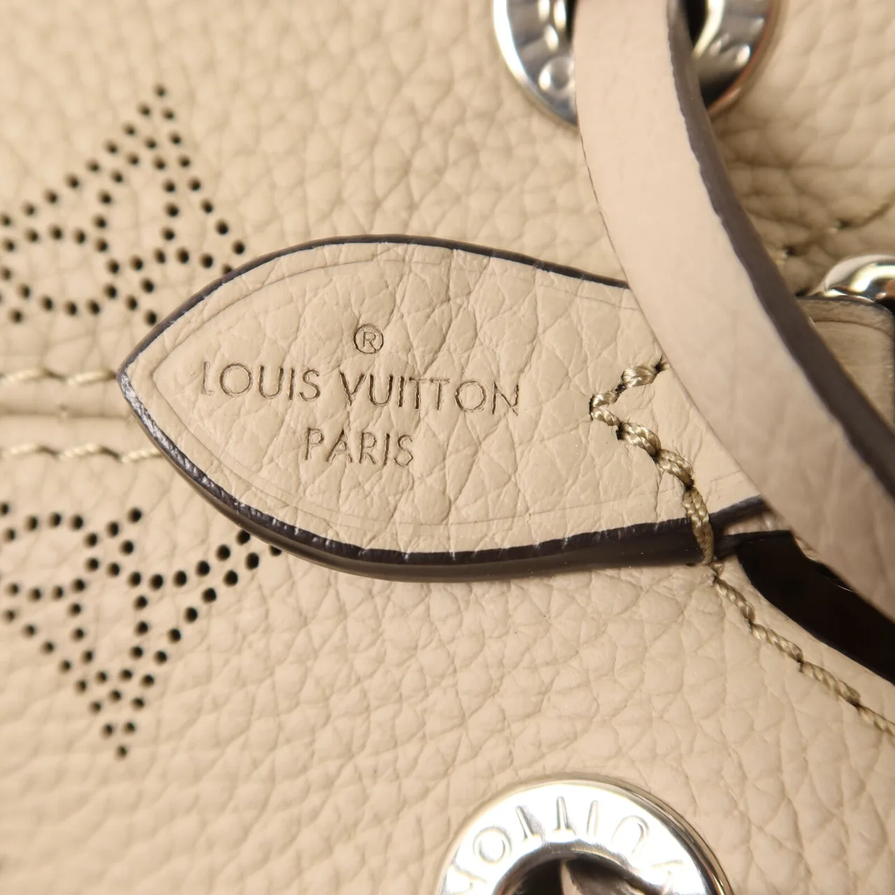 LOUIS VUITTON Bella M57201 肩背包 牛皮 灰色 / Grey 牛皮 中古品B - 縮圖 6