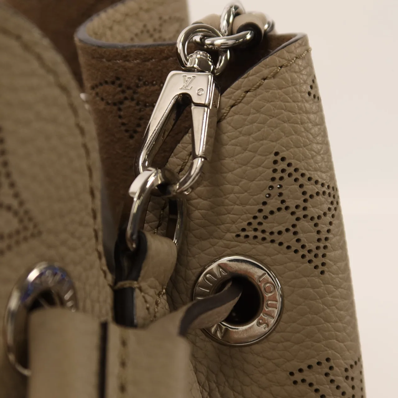 LOUIS VUITTON Bella M57201 肩背包 牛皮 灰色 / Grey 牛皮 中古品B - 縮圖 9