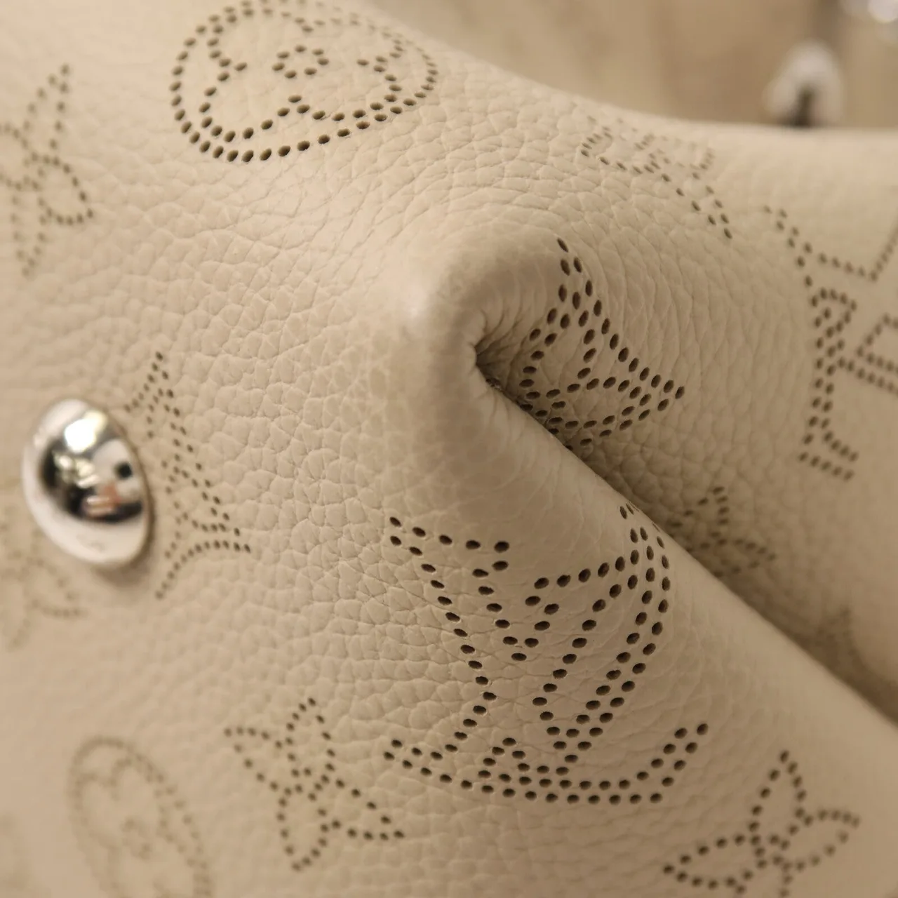 LOUIS VUITTON Bella M57201 肩背包 牛皮 灰色 / Grey 牛皮 中古品B - 縮圖 13